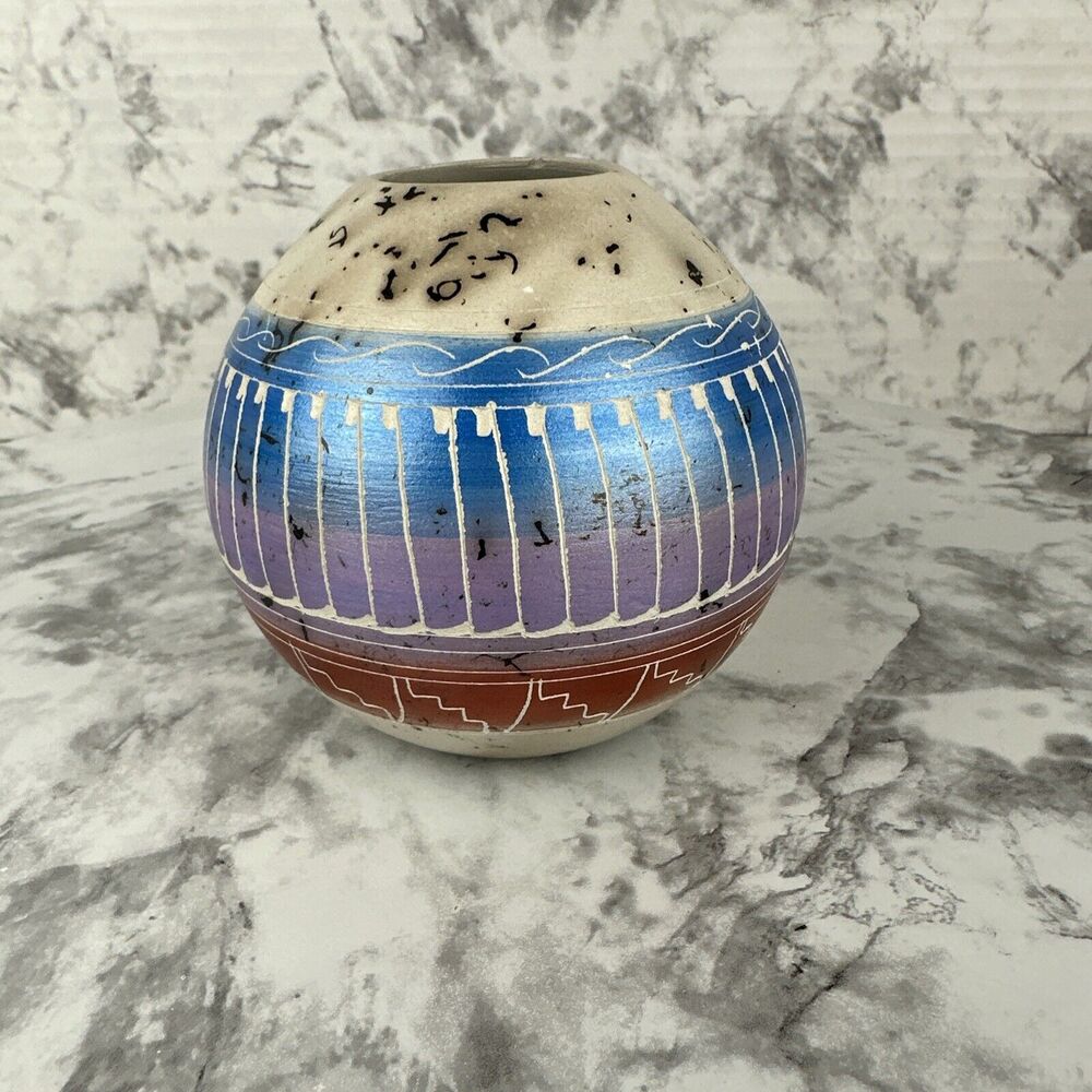 Native American Horse‎ Hair Pottery Metallic Hand Painted Etched Pot Vase Signed